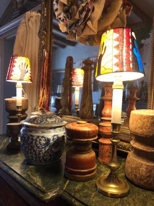 Maison D'Hotes "Les Volets Verts" Et Sa Brocante Ecueille Buitenkant foto